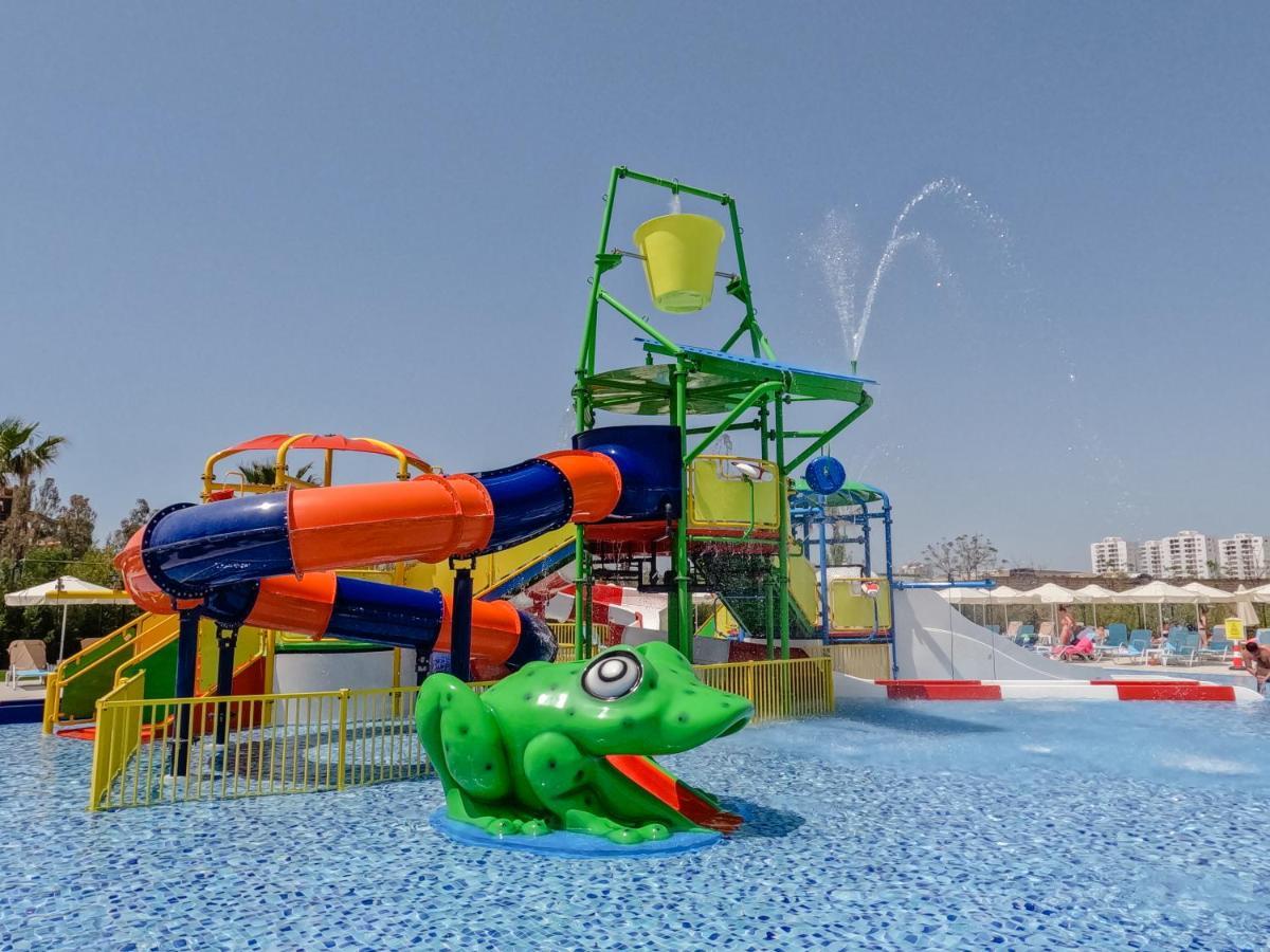 מלון Ramada By Wyndham Lara