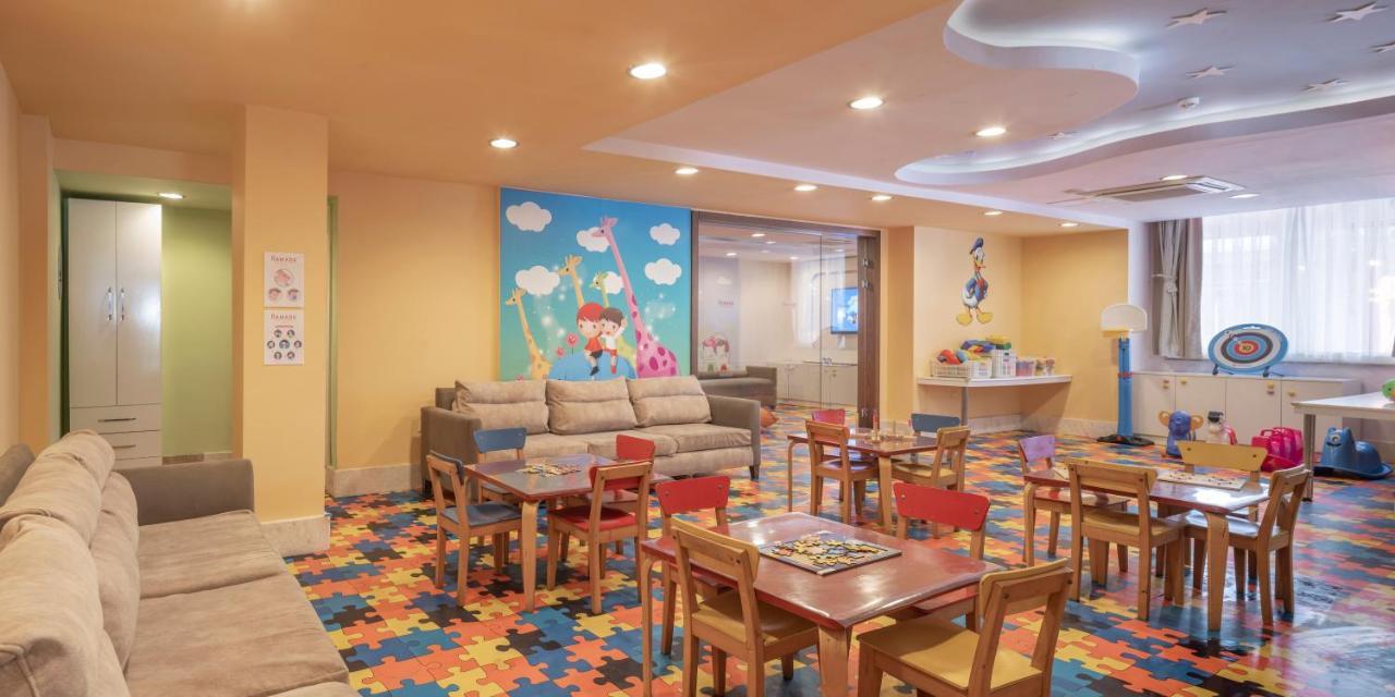 Ramada By Wyndham Lara מלון אנטליה