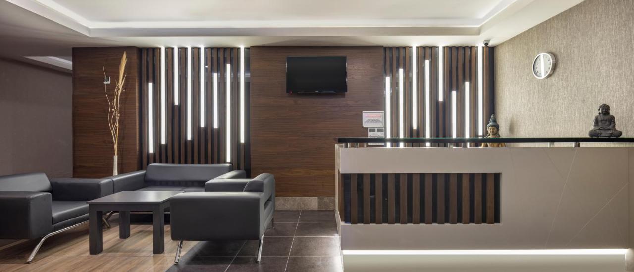 Ramada By Wyndham Lara מלון אנטליה
